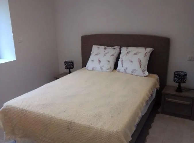 Feriehus La Grange Du Chateau *